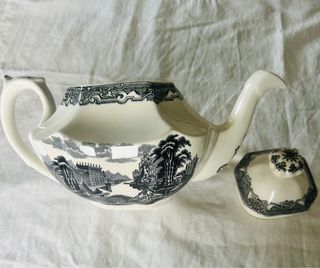 Tetera La Cartuja de Sevilla vistas negro