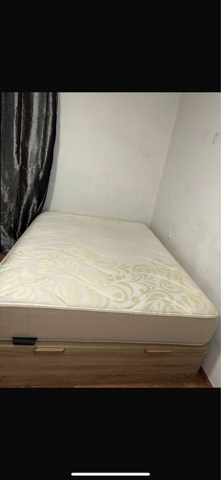 Canape + colchon nuevo 800€