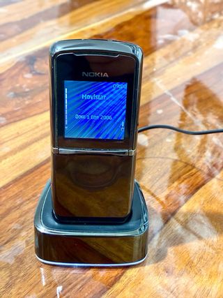 Nokia 8800d Sirocco Edition Libre + Base