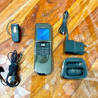 Nokia 8800d Sirocco Edition Libre + Base