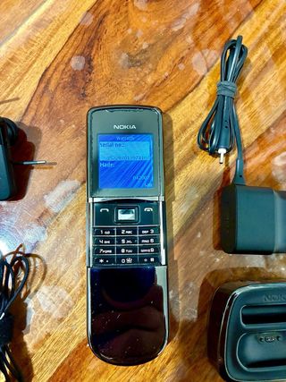 Nokia 8800d Sirocco Edition Libre + Base