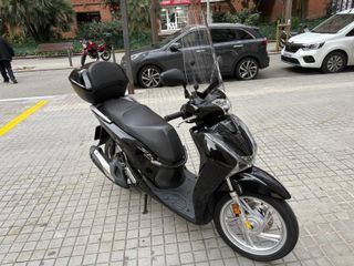 Honda SH 125i Scooter Negra Enero 2019 - 6.800 Km
