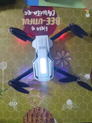 Dron plegable con camara