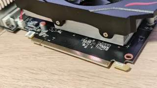 Grafica QTHREE Radeon RX 550 - 4GB GDDR5 - NUEVA