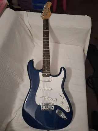 STAGG Guitarra Stagg blanco azul