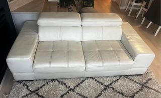 Conjunto sofas piel 3+2 blancos.