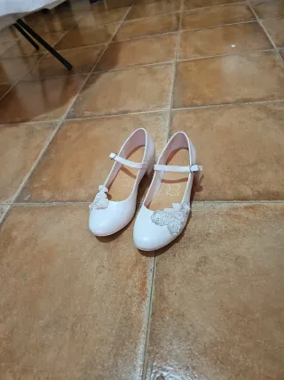 Vestido de comunión nuevo