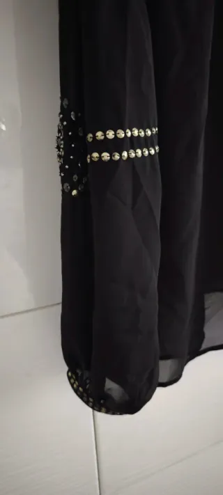 Blusa semitransparente abalorios, talla M, nueva