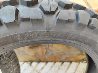 Neumáticos Moto Trail como nuevos