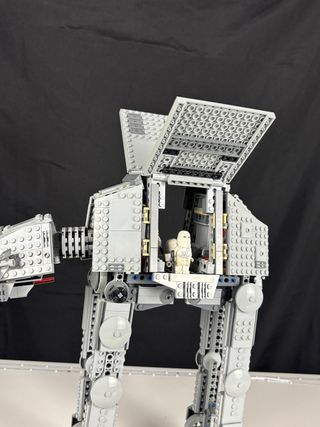 Lego AT-AT di Star Wars