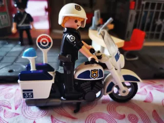 Playmobil estacion de policia