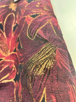 Falda pantalón de flores burdeos Stradivarius