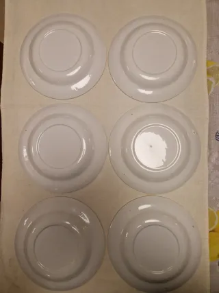 Seis platos de loza Gil Vargas Segovia