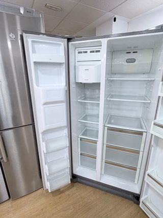 FRIGORÍFICO AMERICANO SIEMEMS INOX 177X91 ANCHO