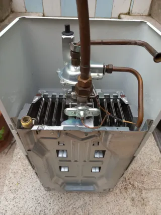 Calentador butano Corberó 11L