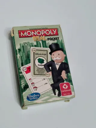 Monopoly deal pocket