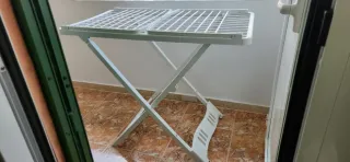 Tendedero de resina plegable