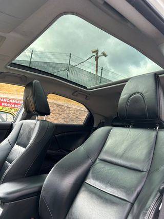 Honda. Civic 5DR 2012