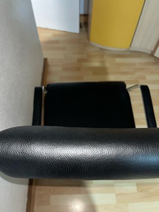 Silla de Oficina Ejecutiva - Acabados Cromados