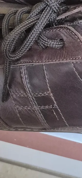 Zapatos con cordones