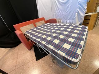 Sofá cama naranja biplaza