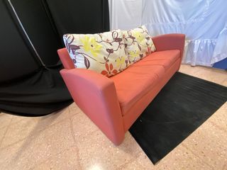 Sofá cama naranja biplaza