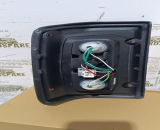 Piloto trasero derecho nissan patrol 2.8 gr 36554