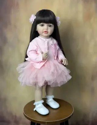 Envío gratis! Muñeca 55cm nueva