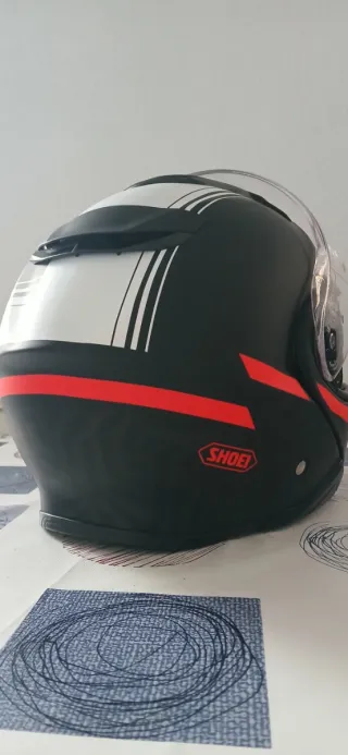 Shoei neotec 2