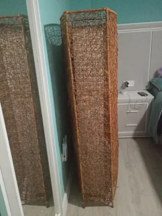 Lampara biombo minbre natural , 6 bombillas .