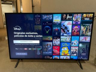 Samsung 43" 4k UHD Smart TV Como Nueva