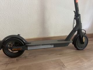 Patinete eléctrico nuevo. Marca Xoaomi