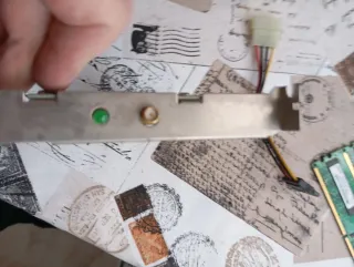 Ordenador de sobremesa.Despiece