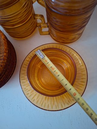 Juego de 9 tazas y platos vereco