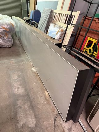 Vendo gran rótulo luminoso para fachada negocio