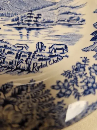 Tres platitos para pan o taza de loza inglesa EIT