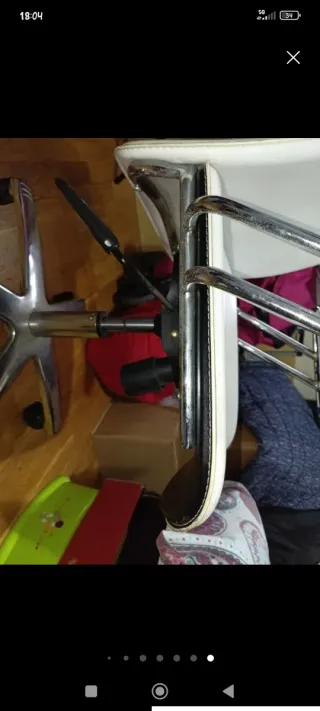 Silla escritorio ruedas cuero blanco