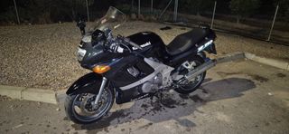 Moto Kawasaki zzr 600