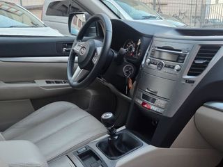 Subaru Outback 2010