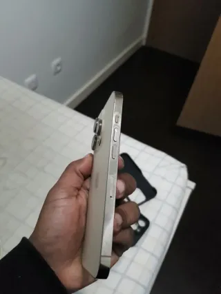 Iphone 14 pro 128 GB dorado