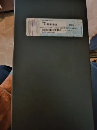 Ordenador de sobre mesa Dell