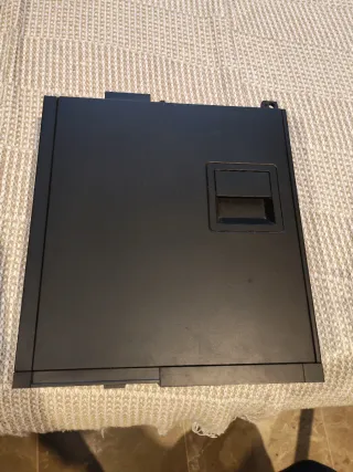 Ordenador de sobre mesa Dell