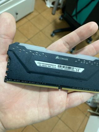 Corsair Vengeance RGB Pro DDR4 3200MHz 2x8GB RAM