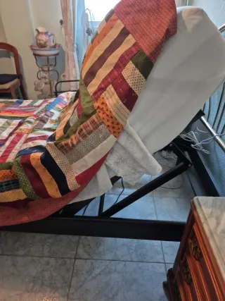 Cama articulada y colchón ortopédico