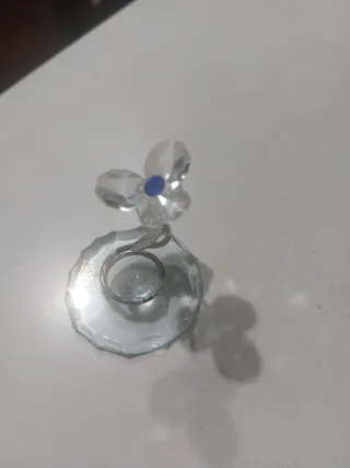 Figurita flor en cristal de 5 cm alta