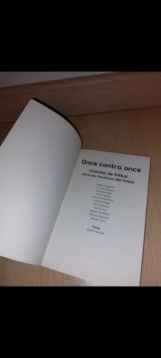 LIBRO - Once contra once: Cuentos de fútbol