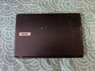 Acer Aspire ES1-512