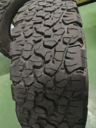4 neumáticos BFGoodrich All-Terrain LT215/65 R16