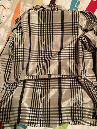 Gabardina corta Dismero 40