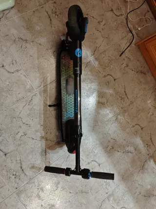 Patinete eléctrico niños